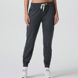 Vuori Performance Jogger | Charcoal Heather | Size Small
